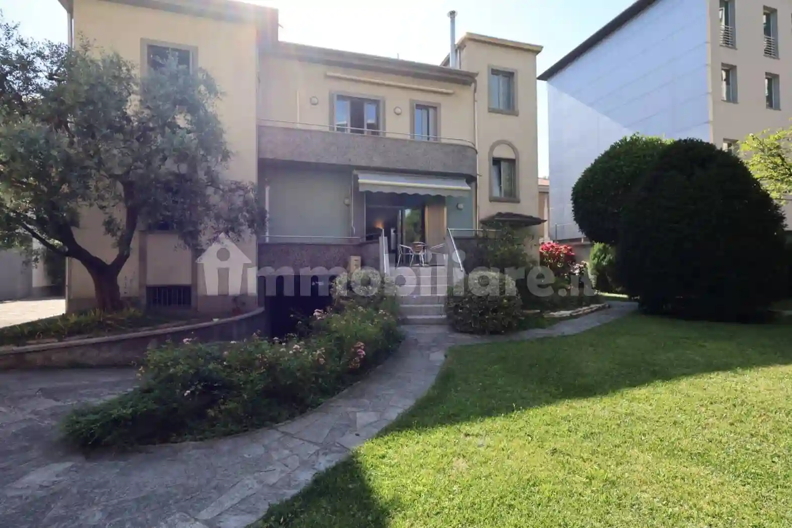 Villa - foto 4