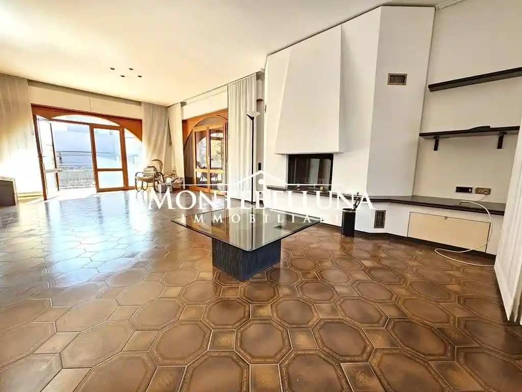 Villa in vendita a Montebelluna