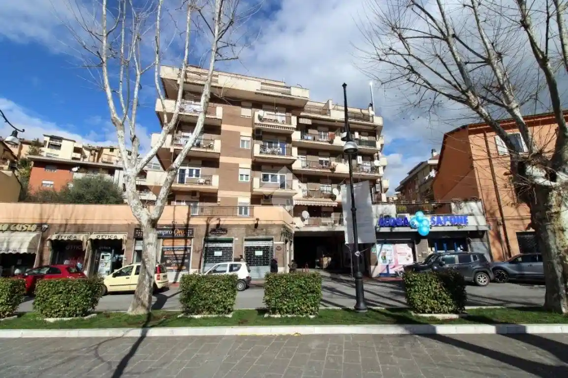 Appartamento in vendita a Poggio Mirteto