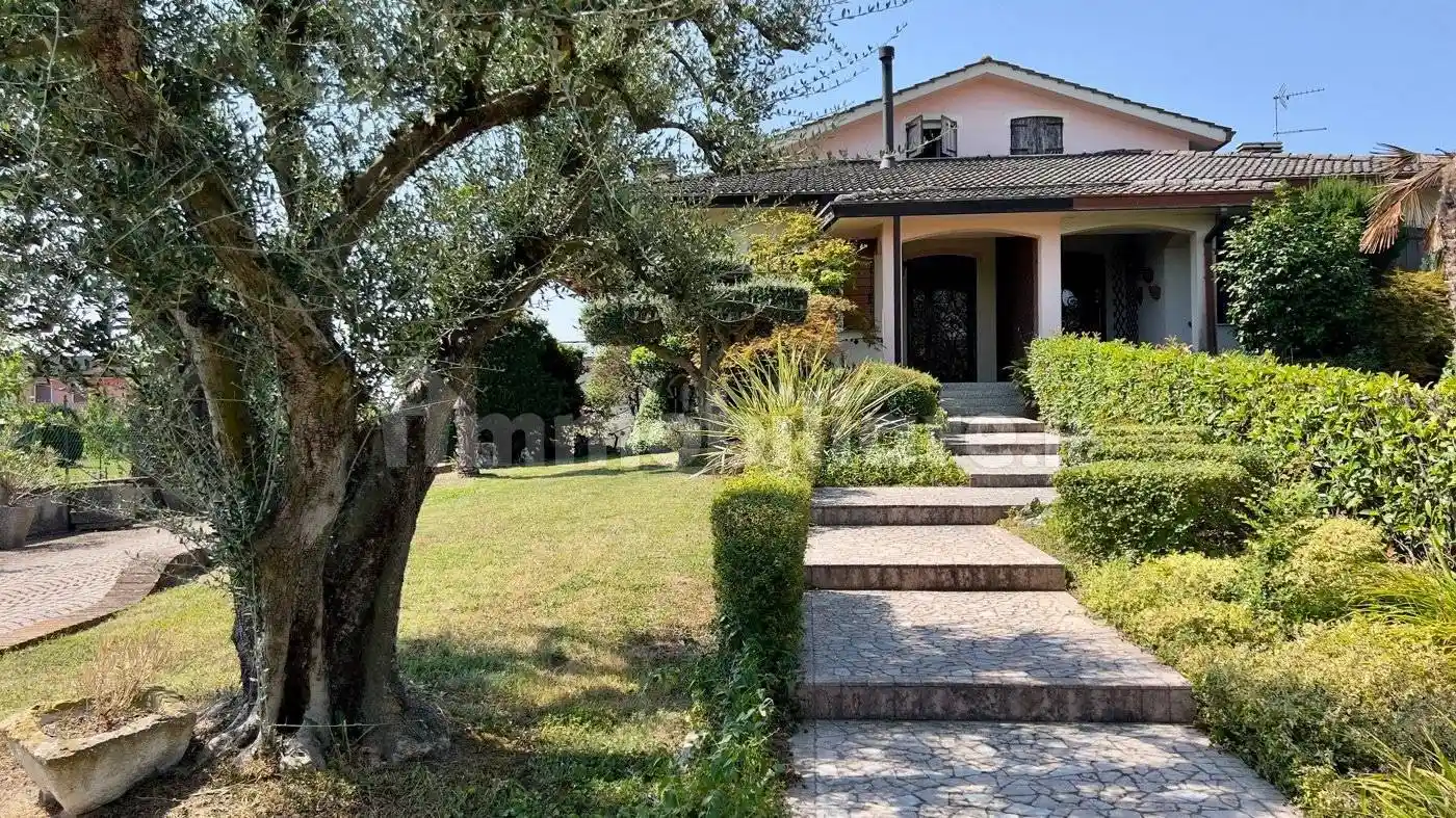 Villa in vendita a Pernumia