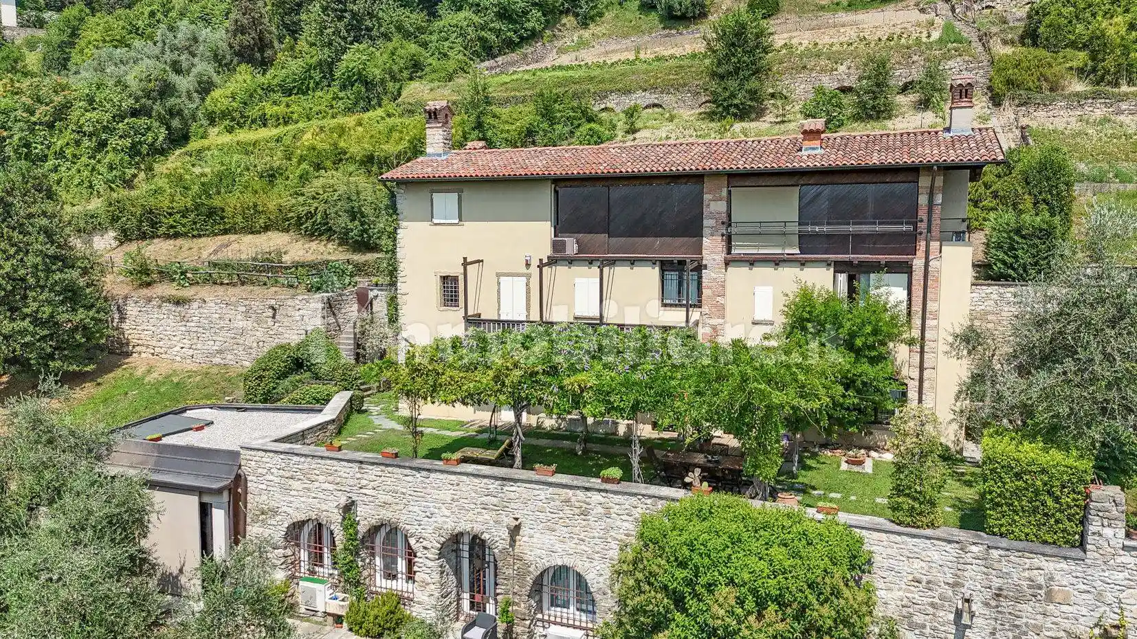 Villa in vendita a Bergamo