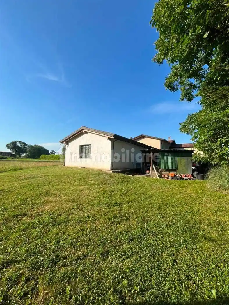 Casa indipendente in vendita a Motteggiana