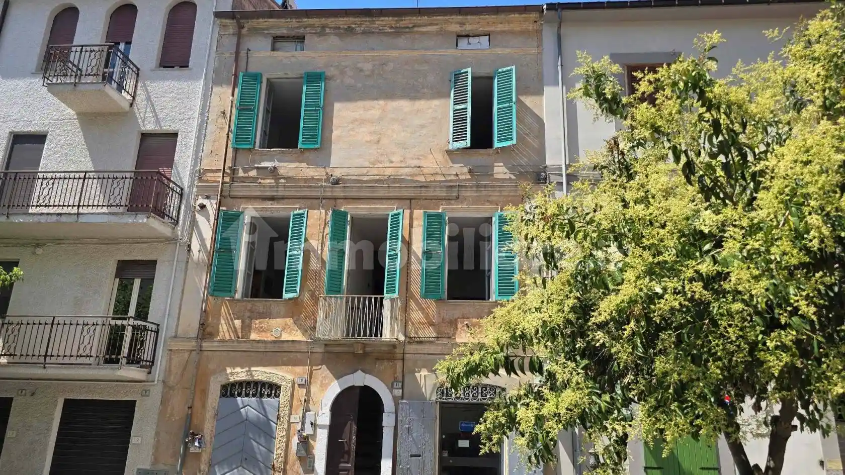 Casa indipendente in vendita a Nereto