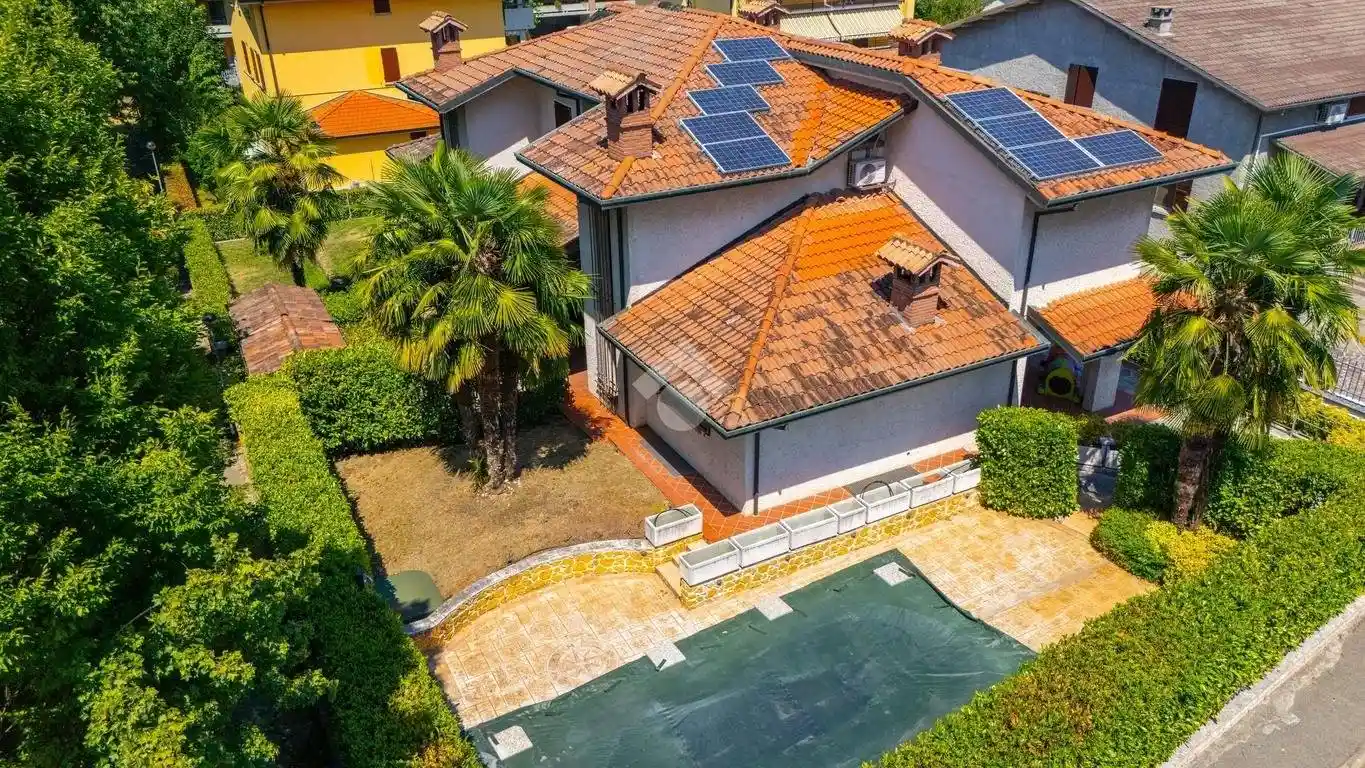 Villa in vendita a Sant'Ilario d'Enza
