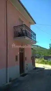 Casa indipendente in vendita a L'Aquila