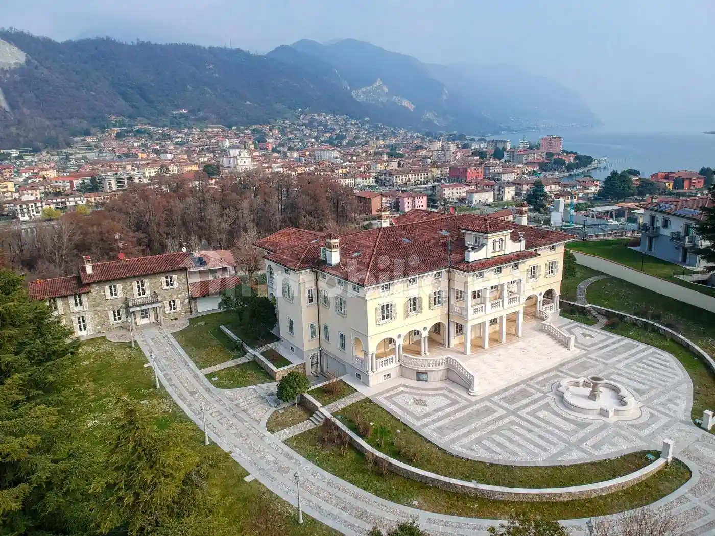 Villa in vendita a Paratico