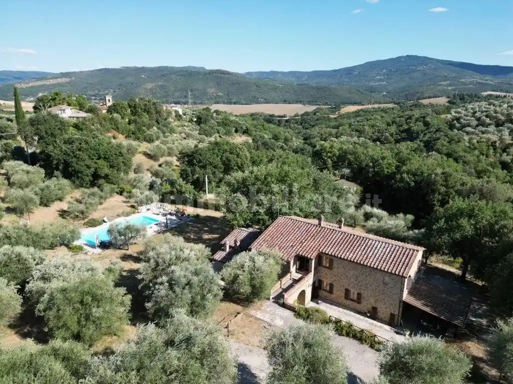 Rustico - Casale in vendita a Panicale