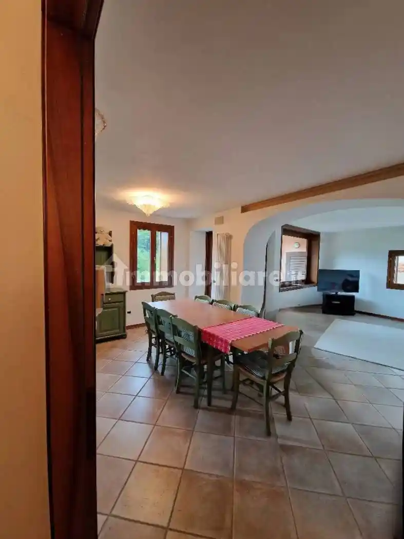 Villa in vendita a Valli del Pasubio