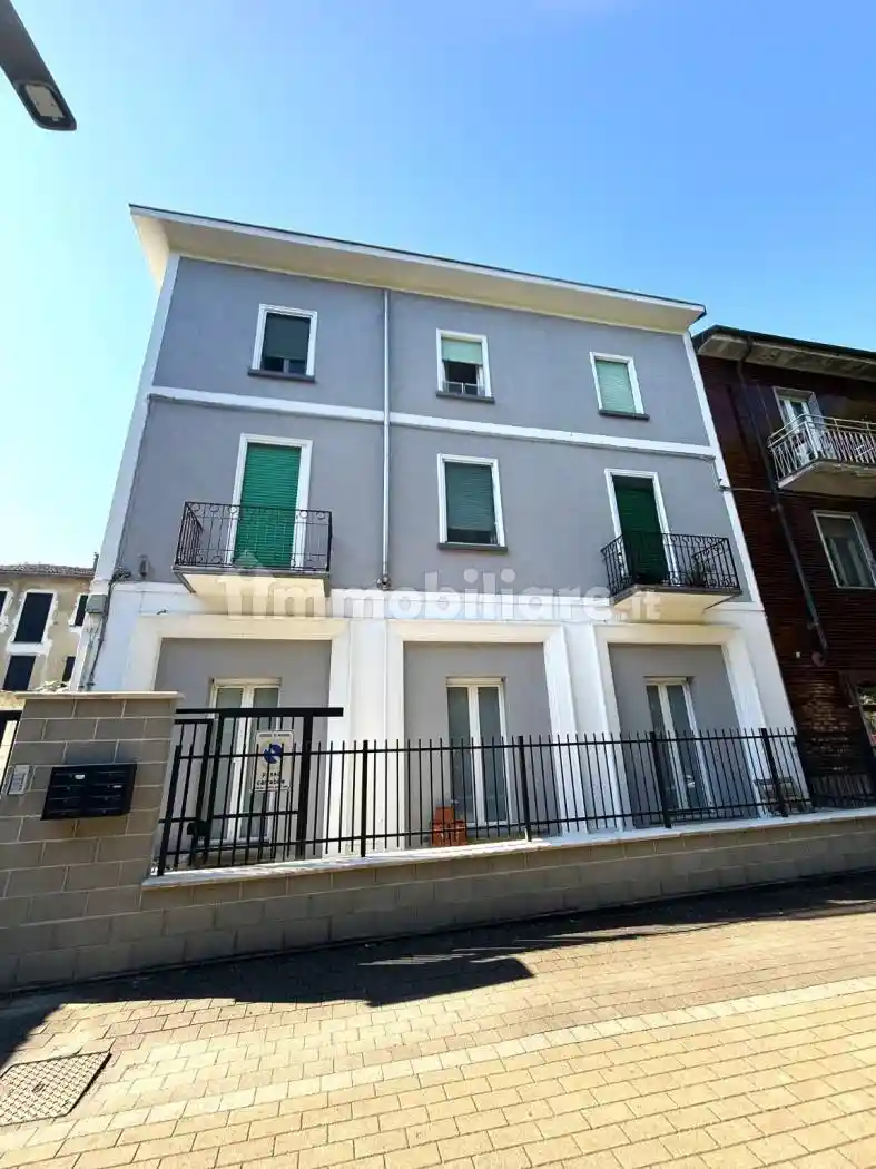 Appartamento in vendita a Novara