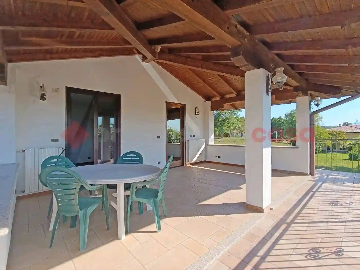Villa - foto 2