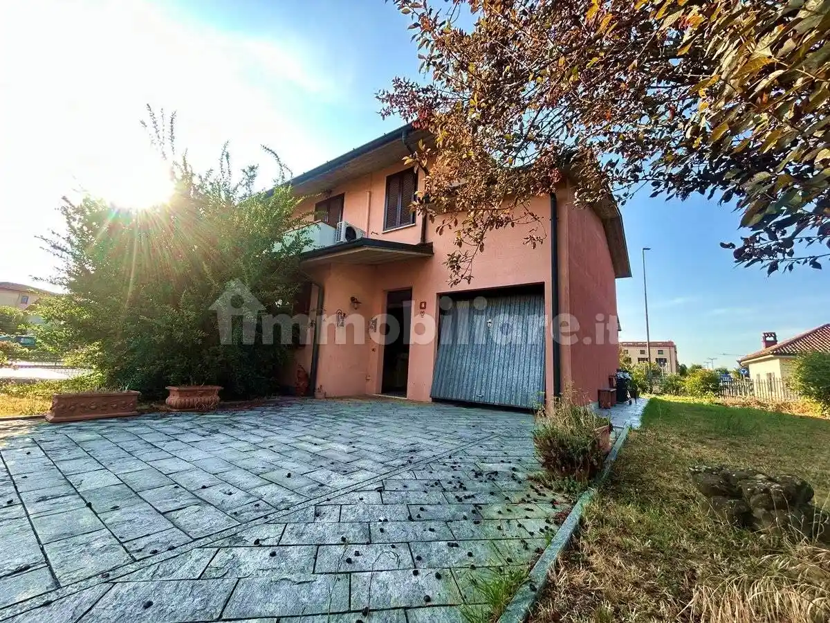 Villetta a schiera in vendita a Somaglia