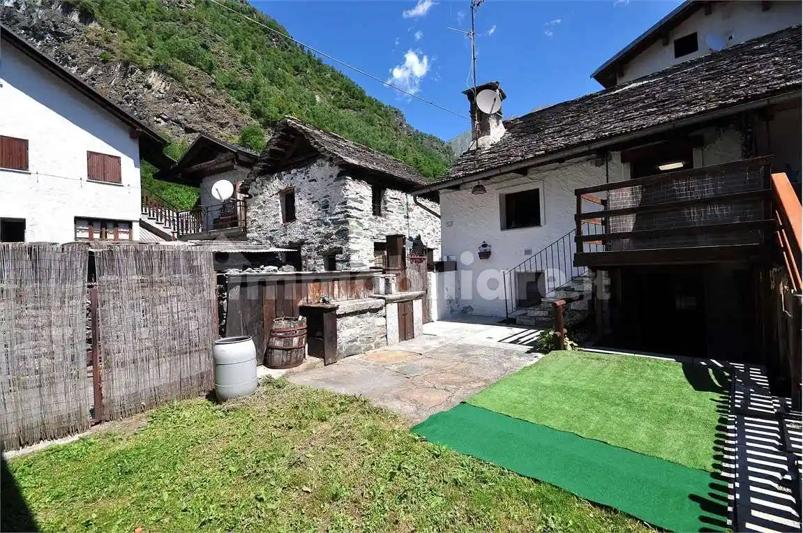 Casa indipendente in vendita a Antrona Schieranco
