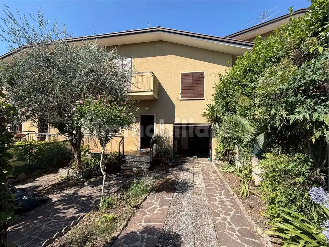 Villetta a schiera in vendita a Toscolano-Maderno