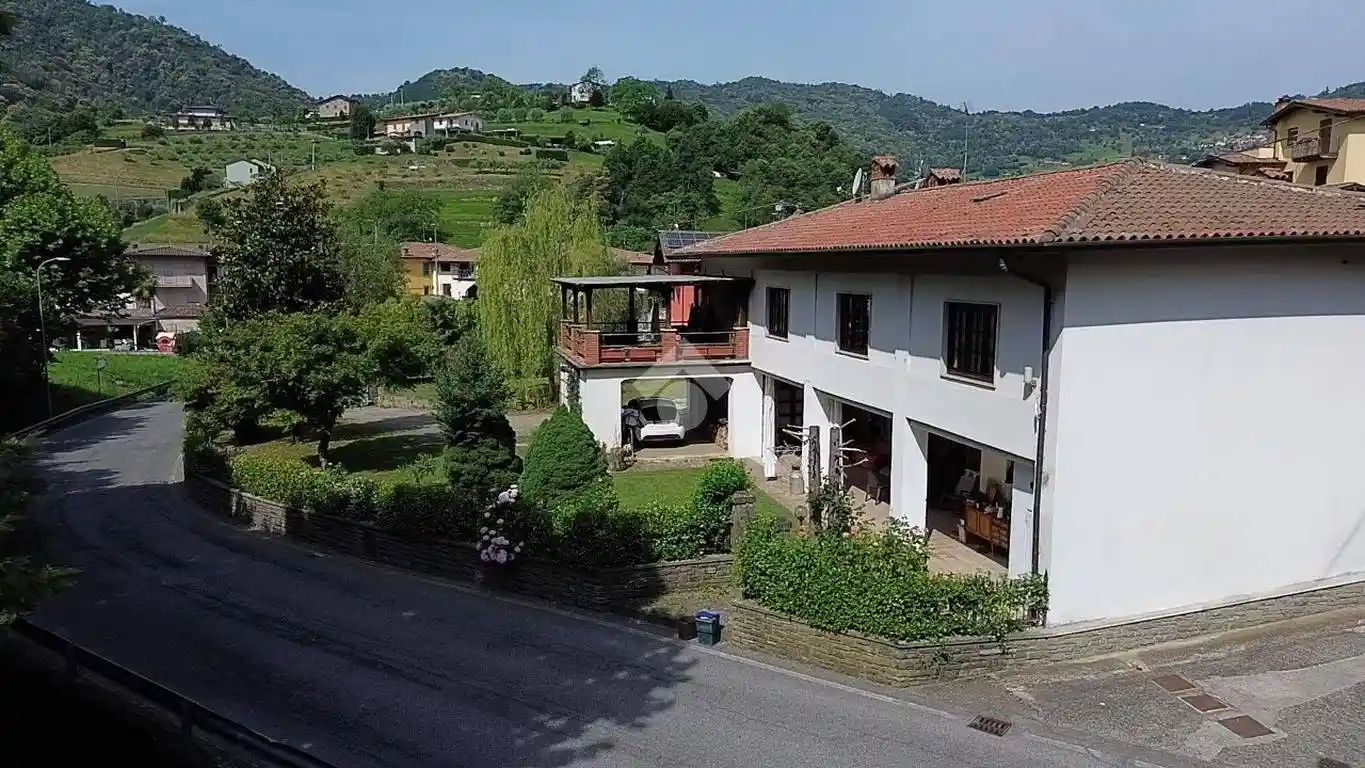 Casa indipendente in vendita a Foresto Sparso