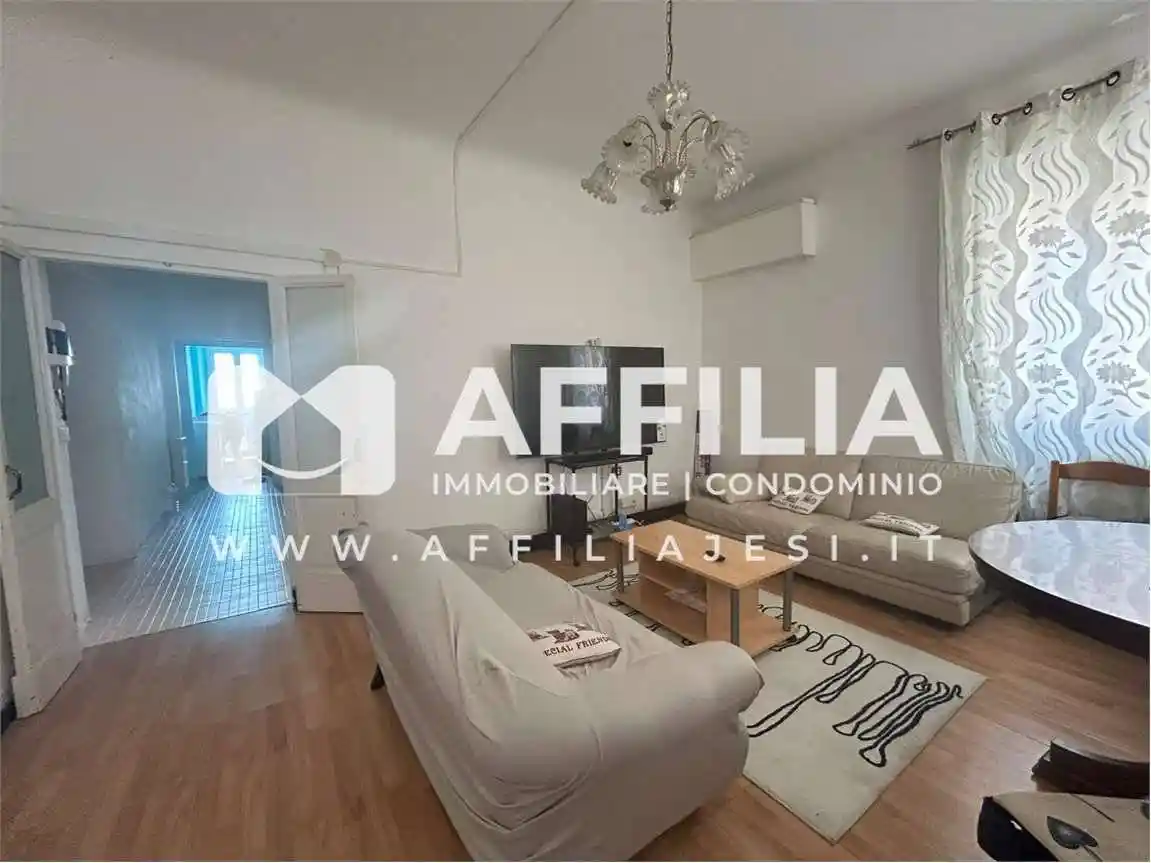 Appartamento in vendita a Cupramontana