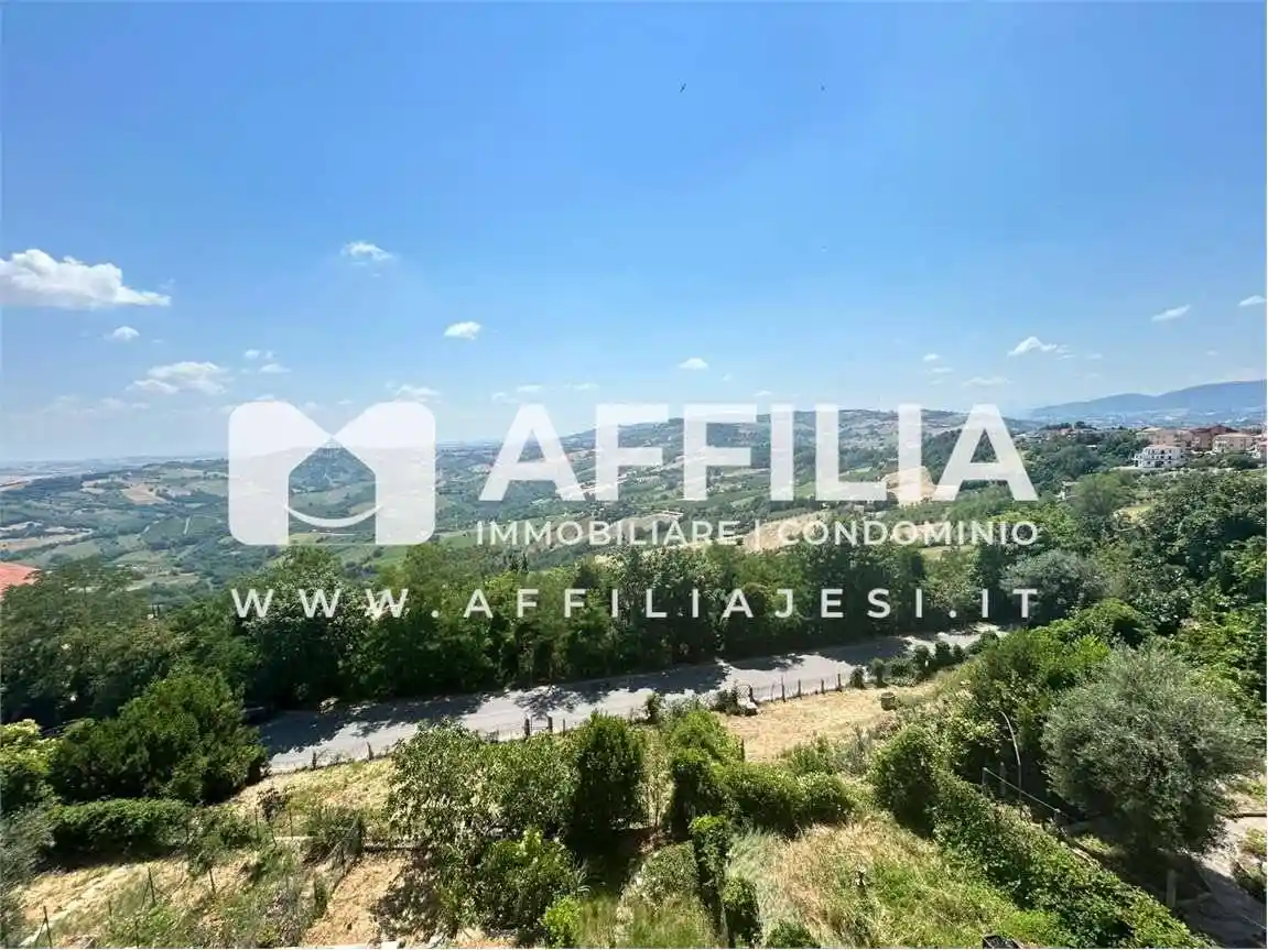 Appartamento in vendita a Cupramontana