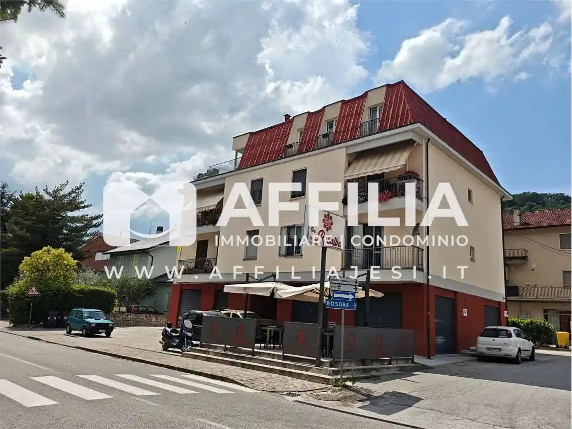 Appartamento in vendita a Rosora