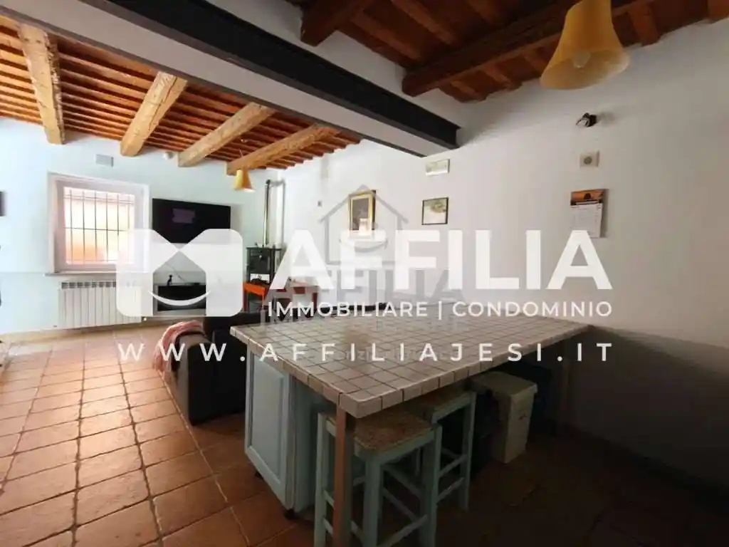 Appartamento in vendita a Jesi