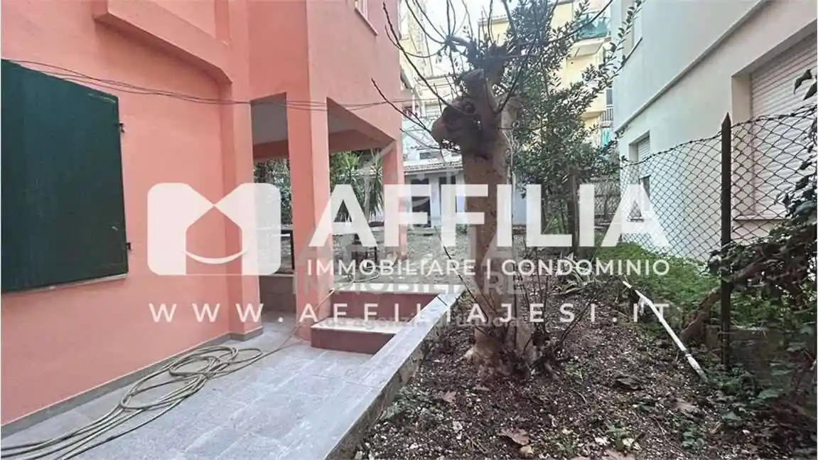 Appartamento in vendita a Jesi
