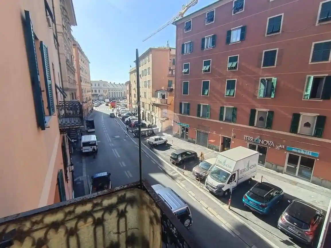 Appartamento in vendita a Genova