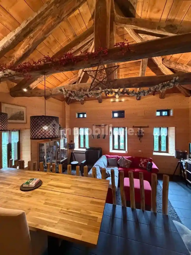 Rustico - Casale in vendita a Vione