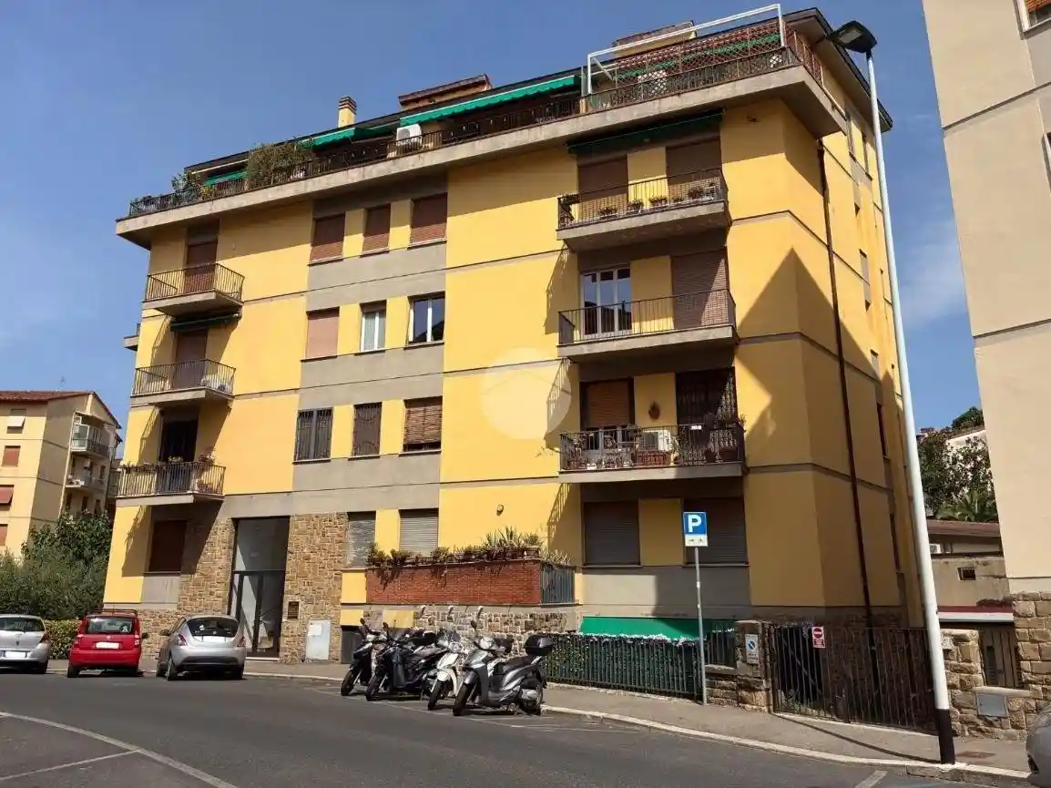Appartamento in vendita a Firenze
