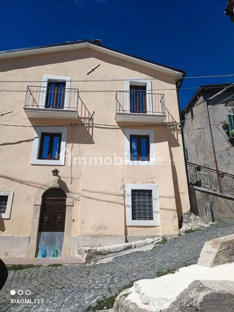 Appartamento in affitto a Rocca di Cambio