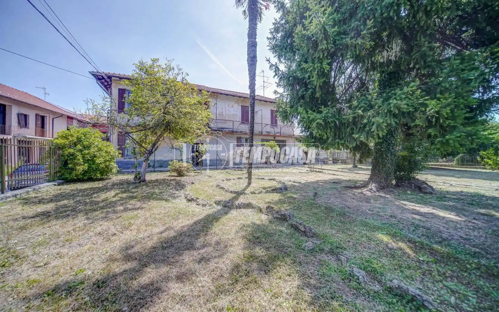 Villa in vendita a Carnago