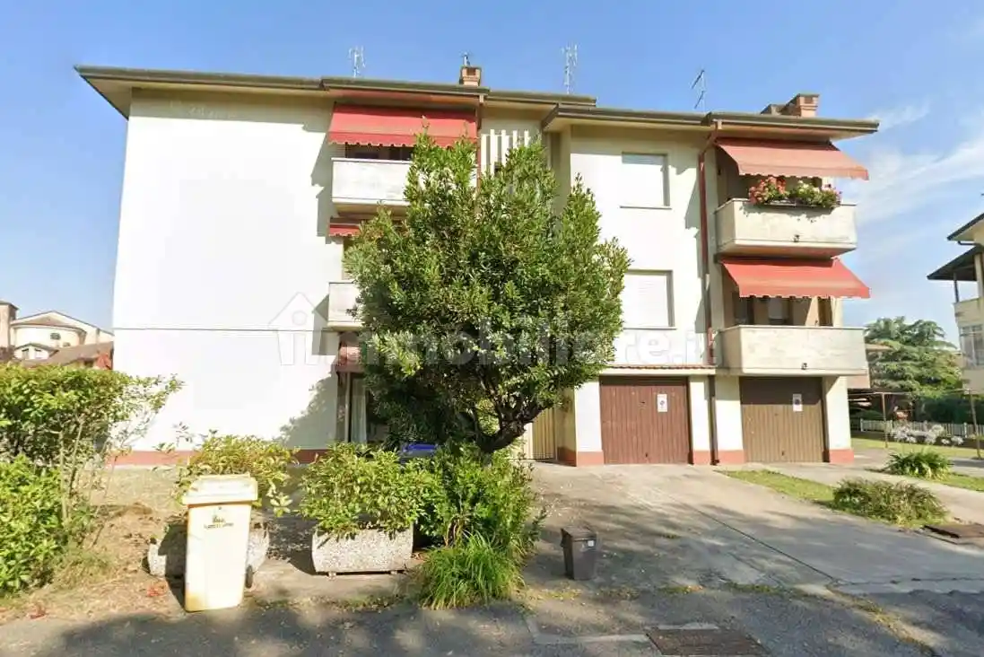 Appartamento in vendita a Tresignana
