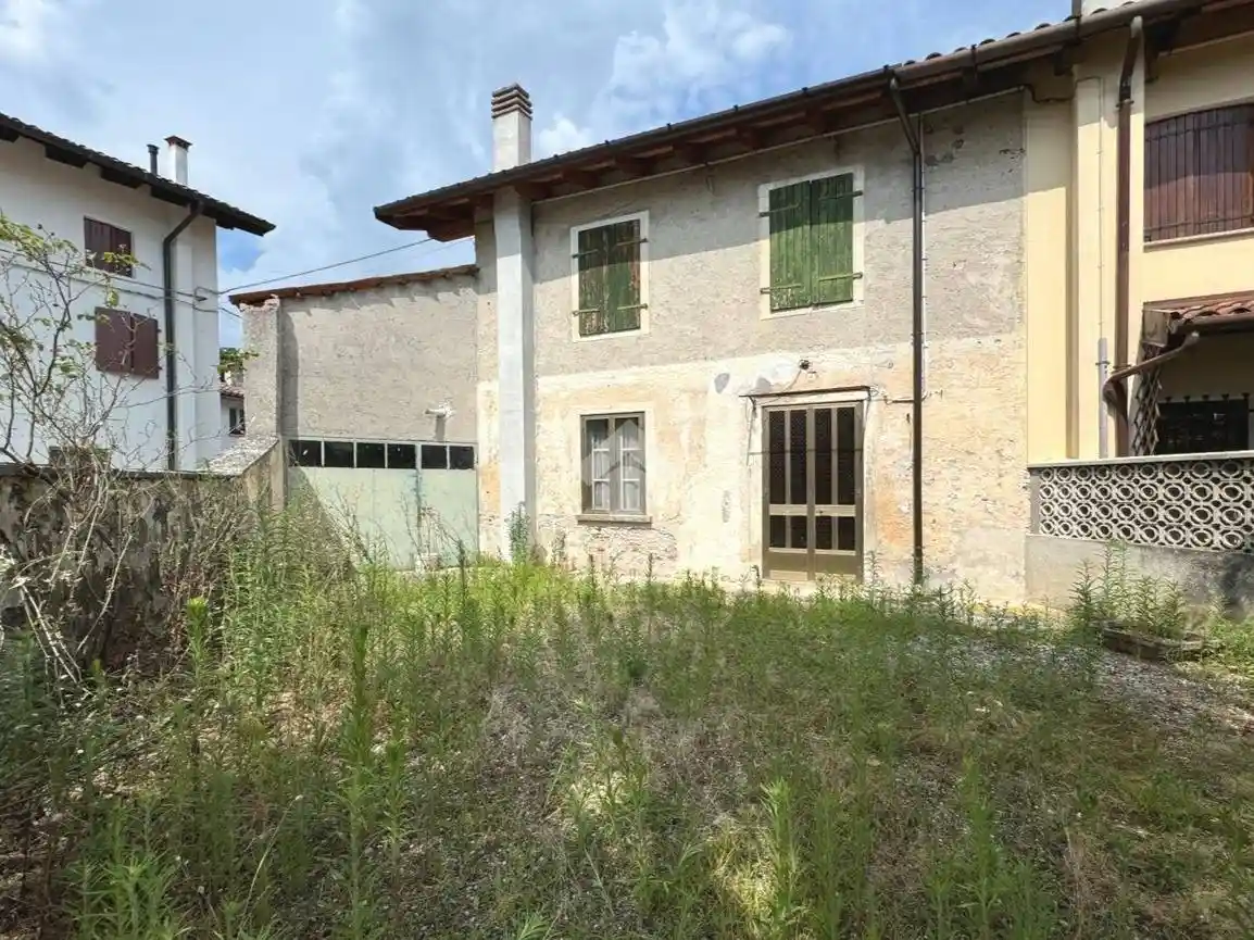 Rustico - Casale in vendita a Udine