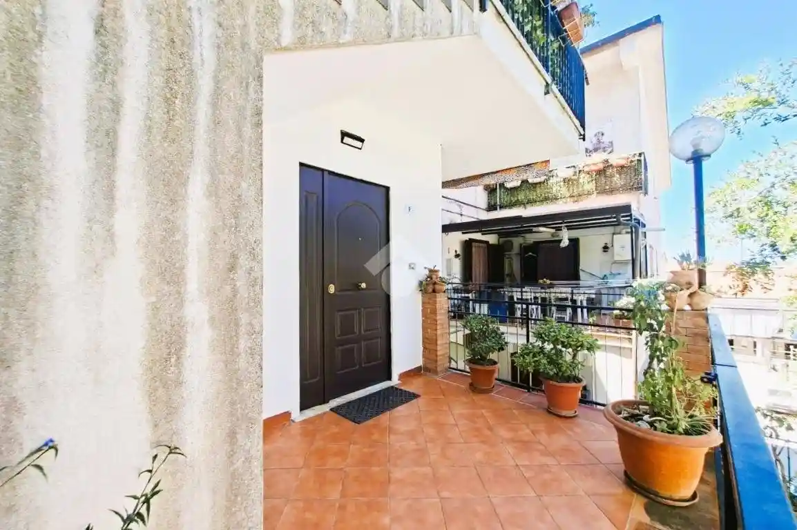 Appartamento in vendita a Paola