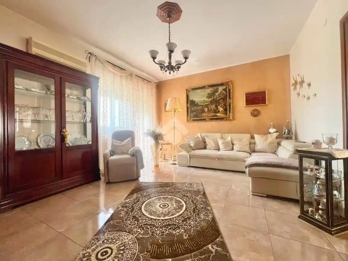 Appartamento in vendita a Palermo