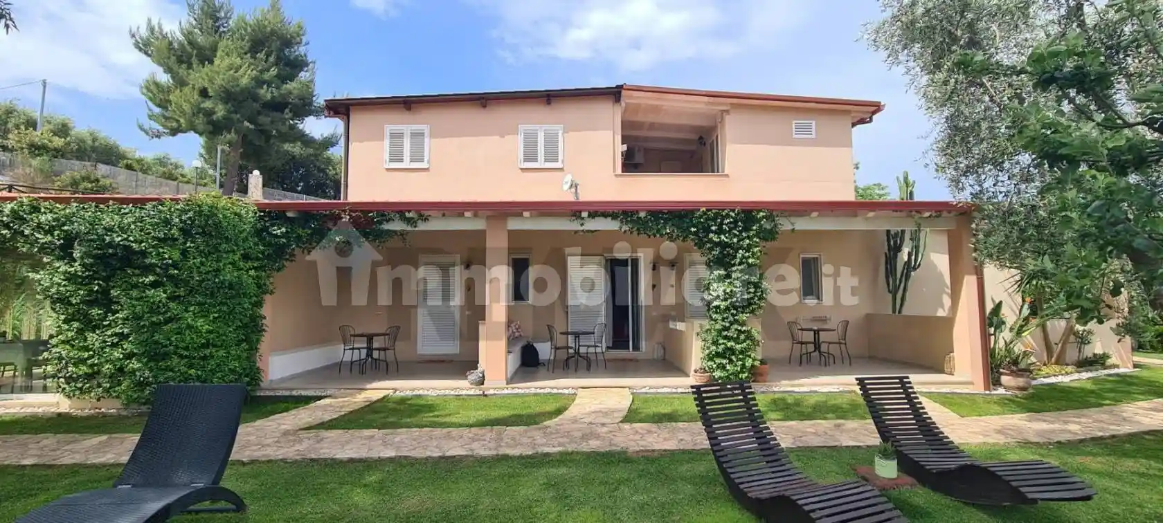 Appartamento in vendita a Peschici
