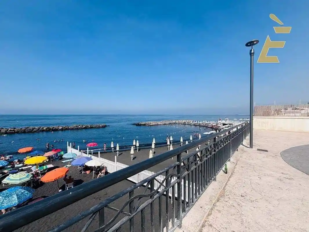 Appartamento in vendita a Torre del Greco