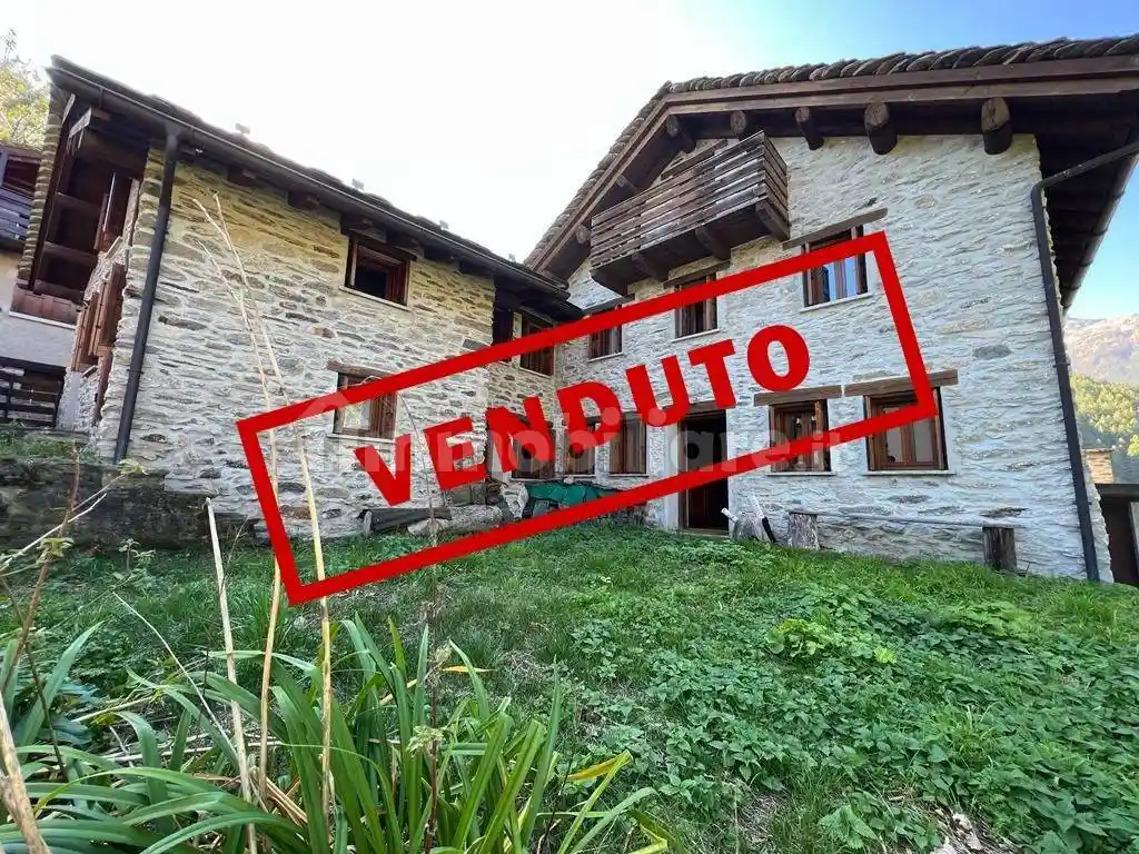 Casa indipendente in vendita a San Giacomo Filippo
