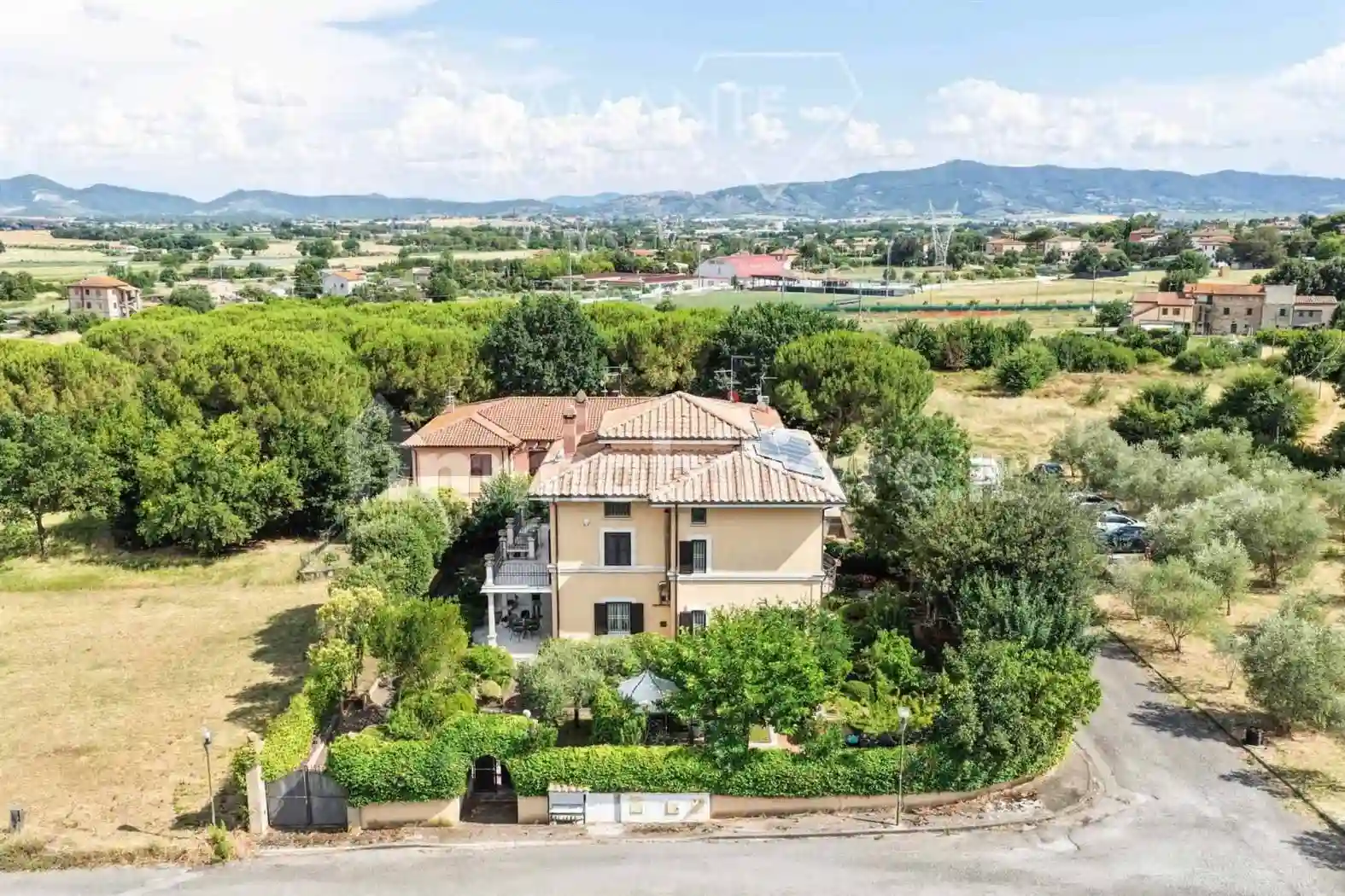 Villa - foto 2