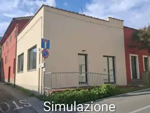 Rustico - Casale in vendita a Montale