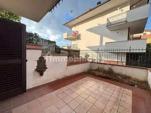 Villa in vendita a Introdacqua