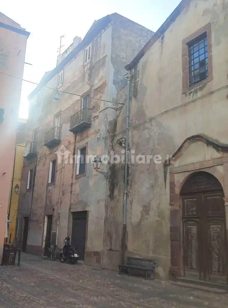 Appartamento in vendita a Bosa