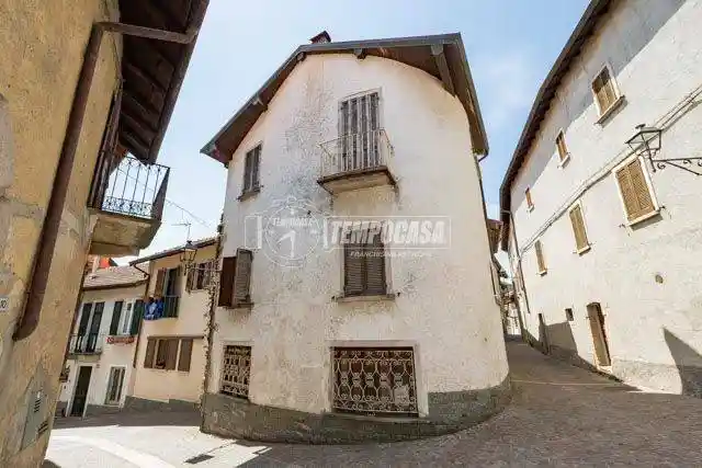 Casa indipendente in vendita a Gignese