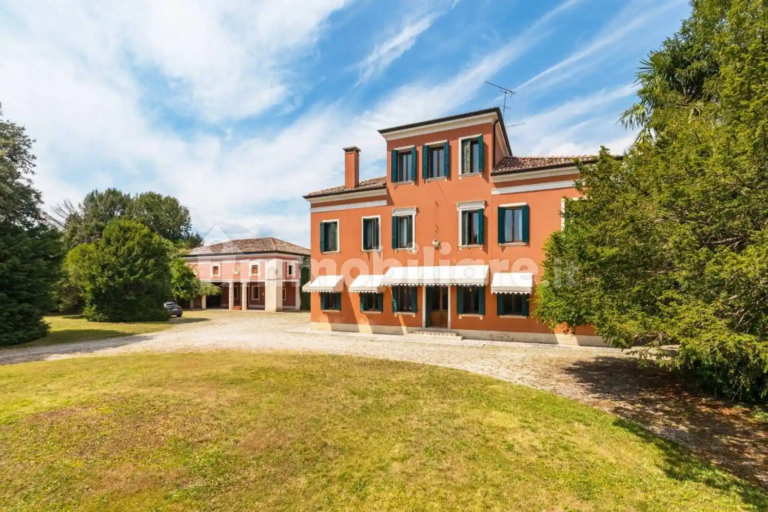 Villa in vendita a Pederobba