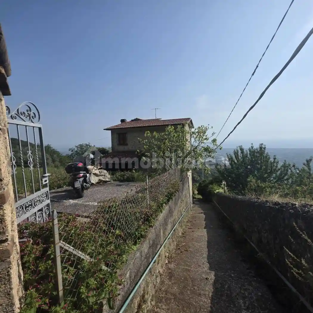 Villa in vendita a Pietrasanta