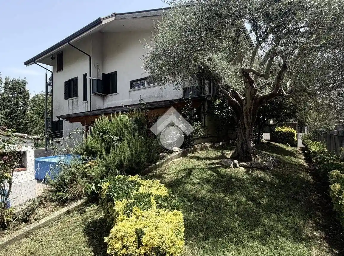 Villa in vendita a Cervinara