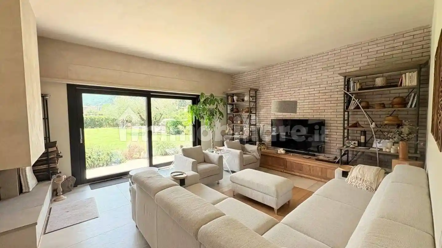 Villa in vendita a Capannori