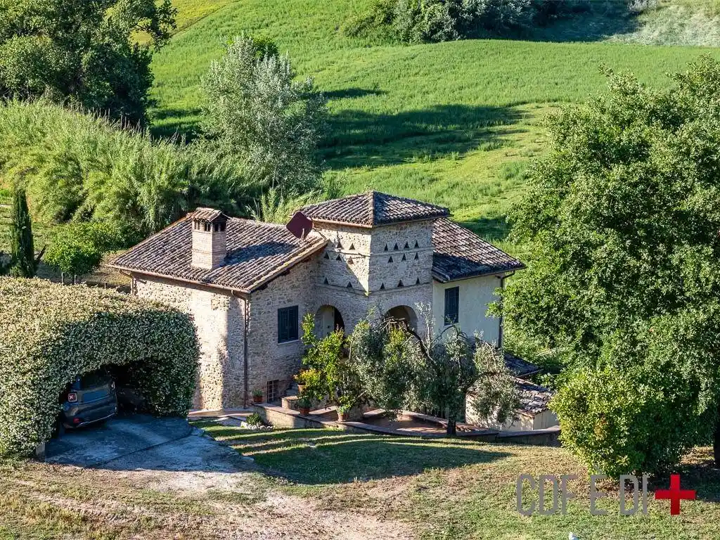 Rustico - Casale in vendita a Cantalupo in Sabina