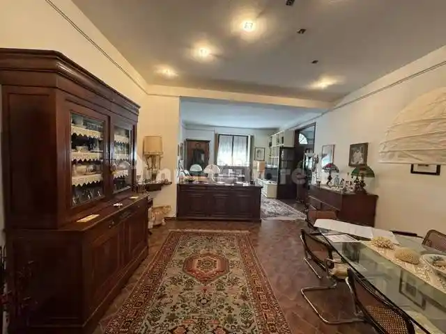 Villa in vendita a Viareggio