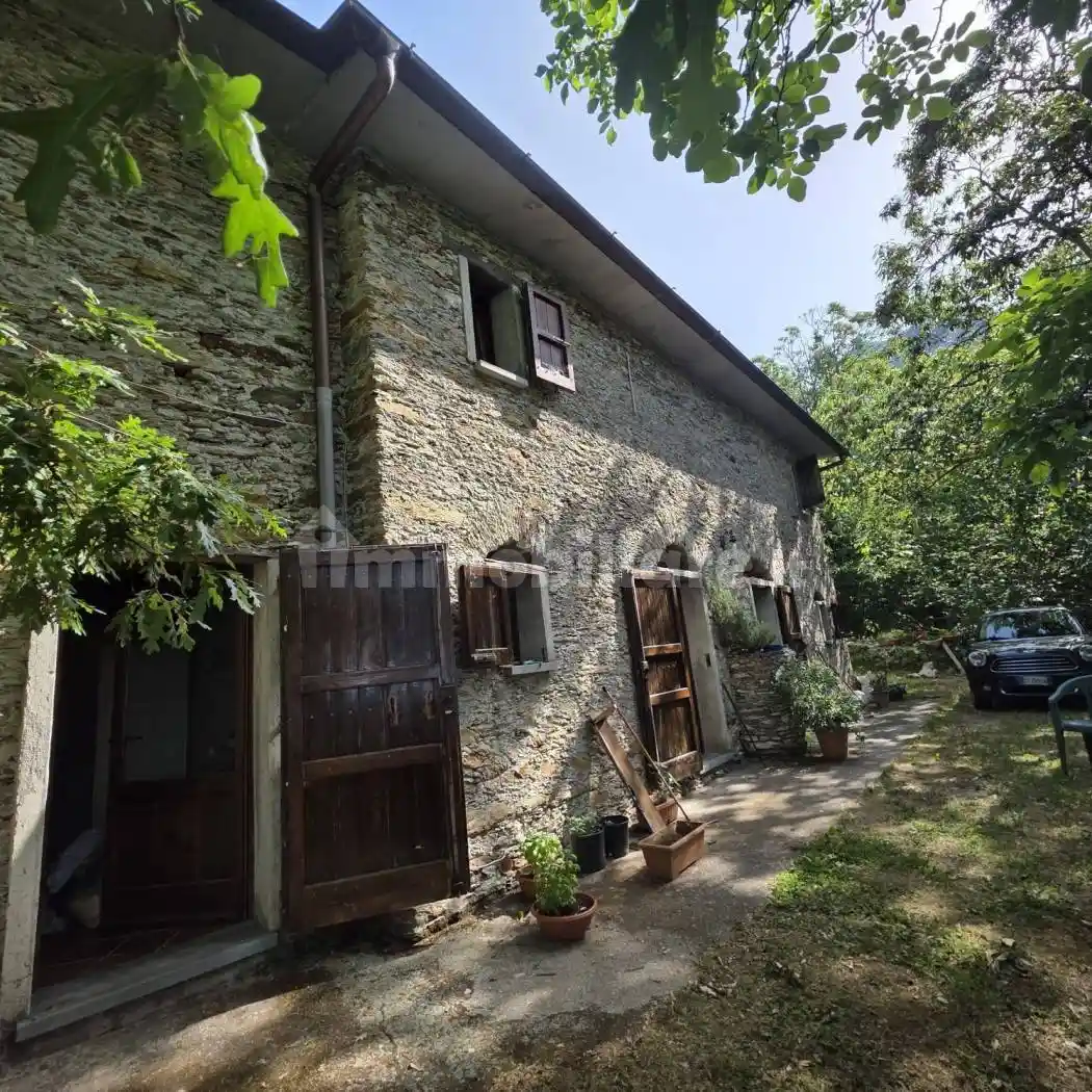 Rustico - Casale in vendita a Stazzema