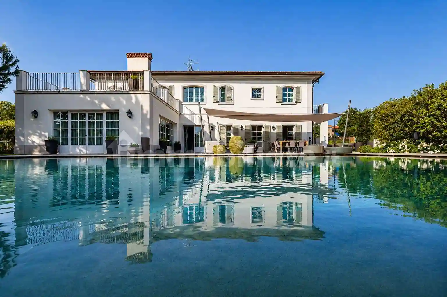 Villa - foto 3
