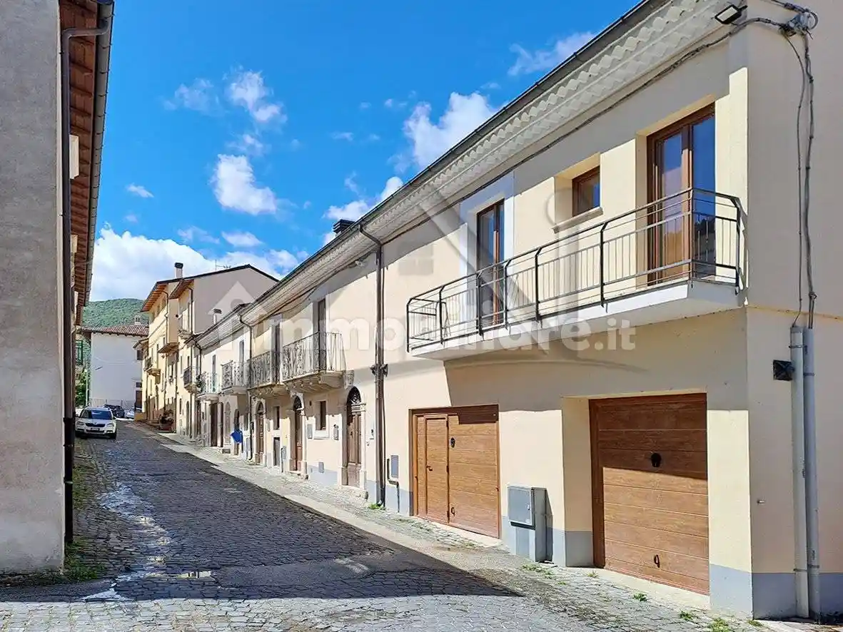 Casa indipendente in vendita a Sant'Eusanio Forconese