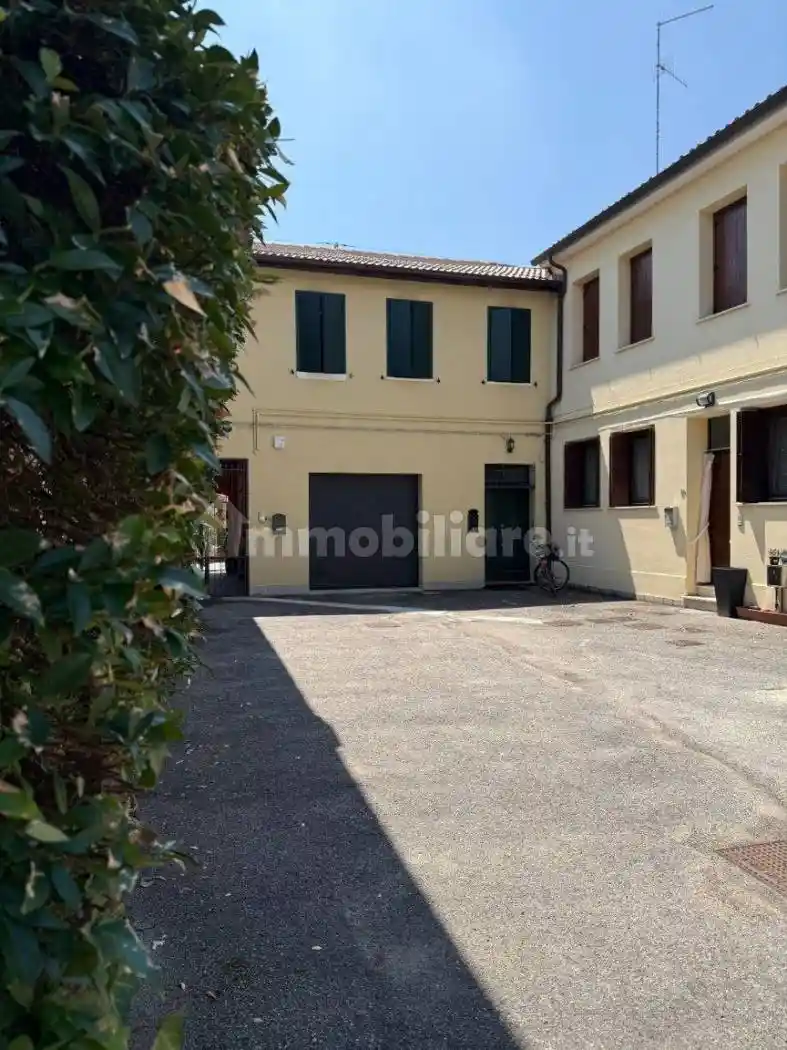 Villetta a schiera in vendita a Ferrara